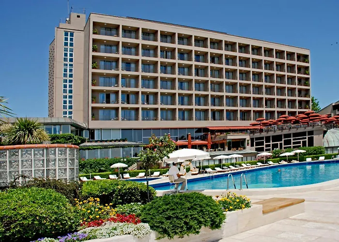 Cinar Hotel